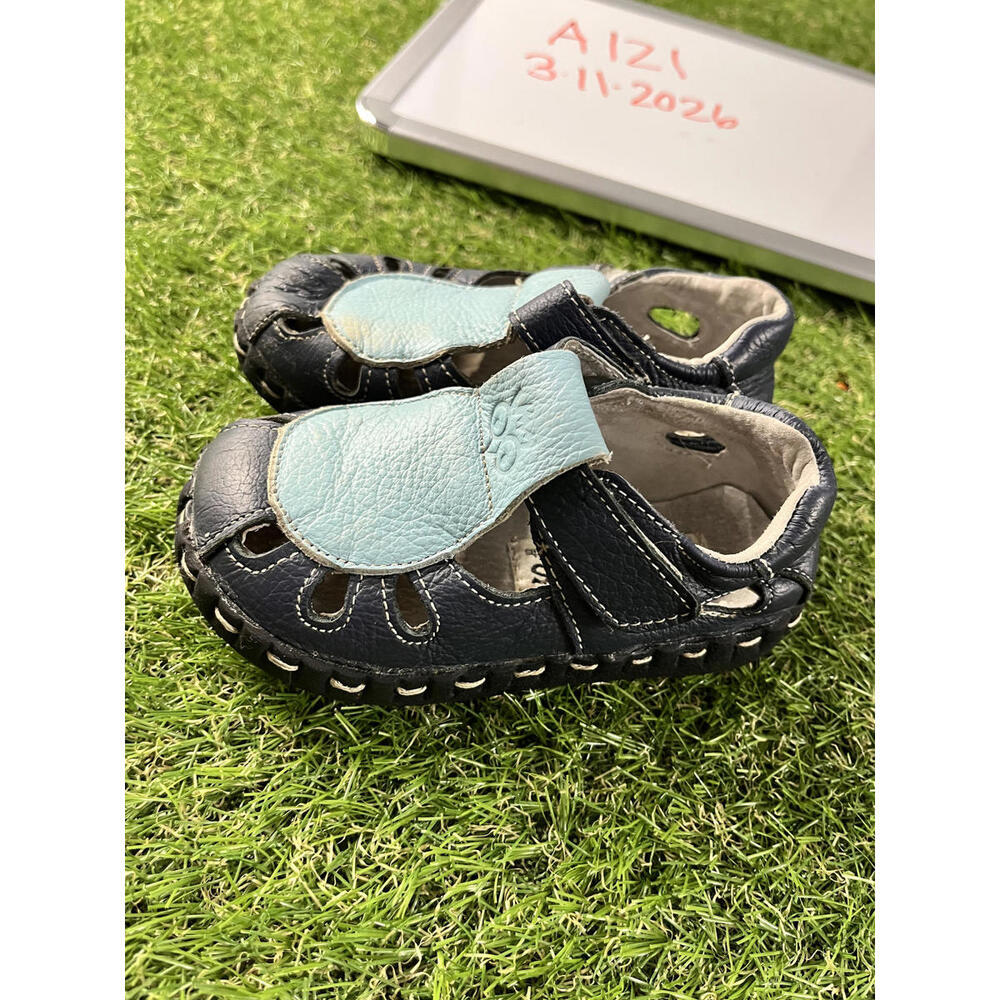 Pediped Blue and Navy Baby/Toddler Shoes Size 22 months Toddler Infant Flaw